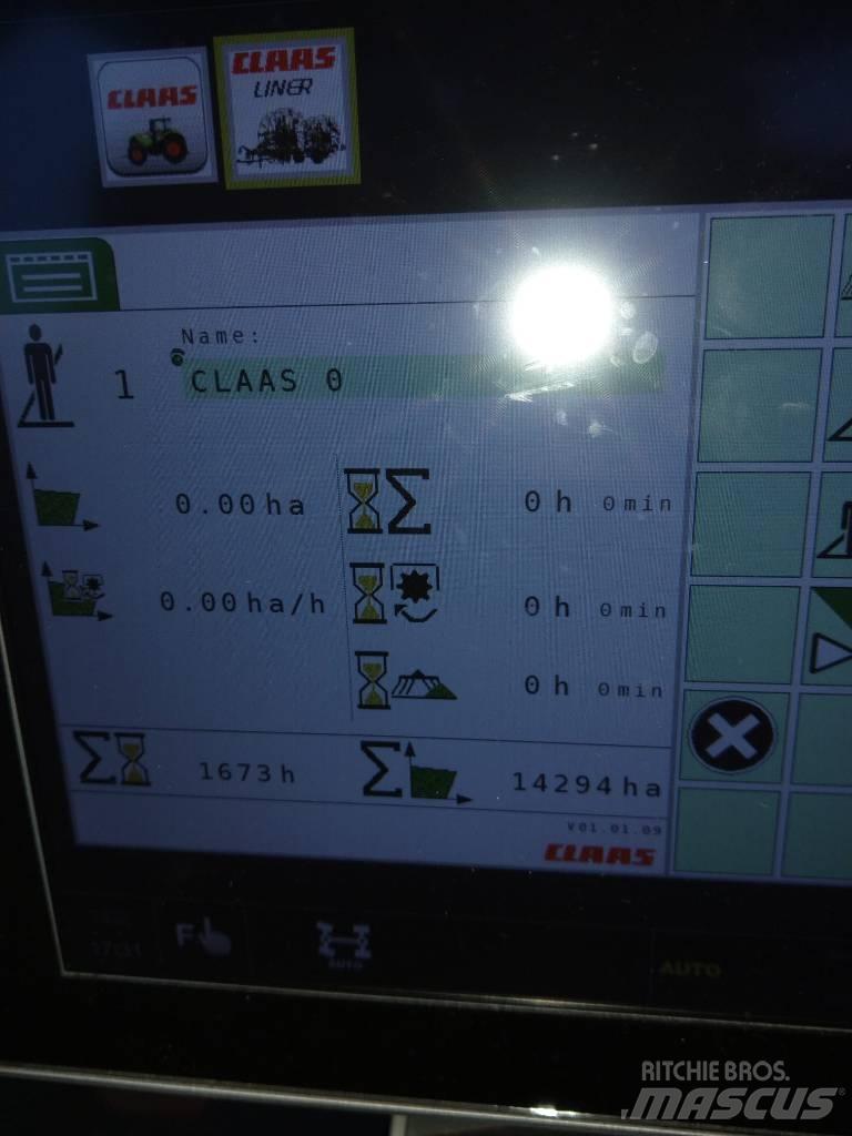 CLAAS Liner 4000 Obracače a zhrabovače sena