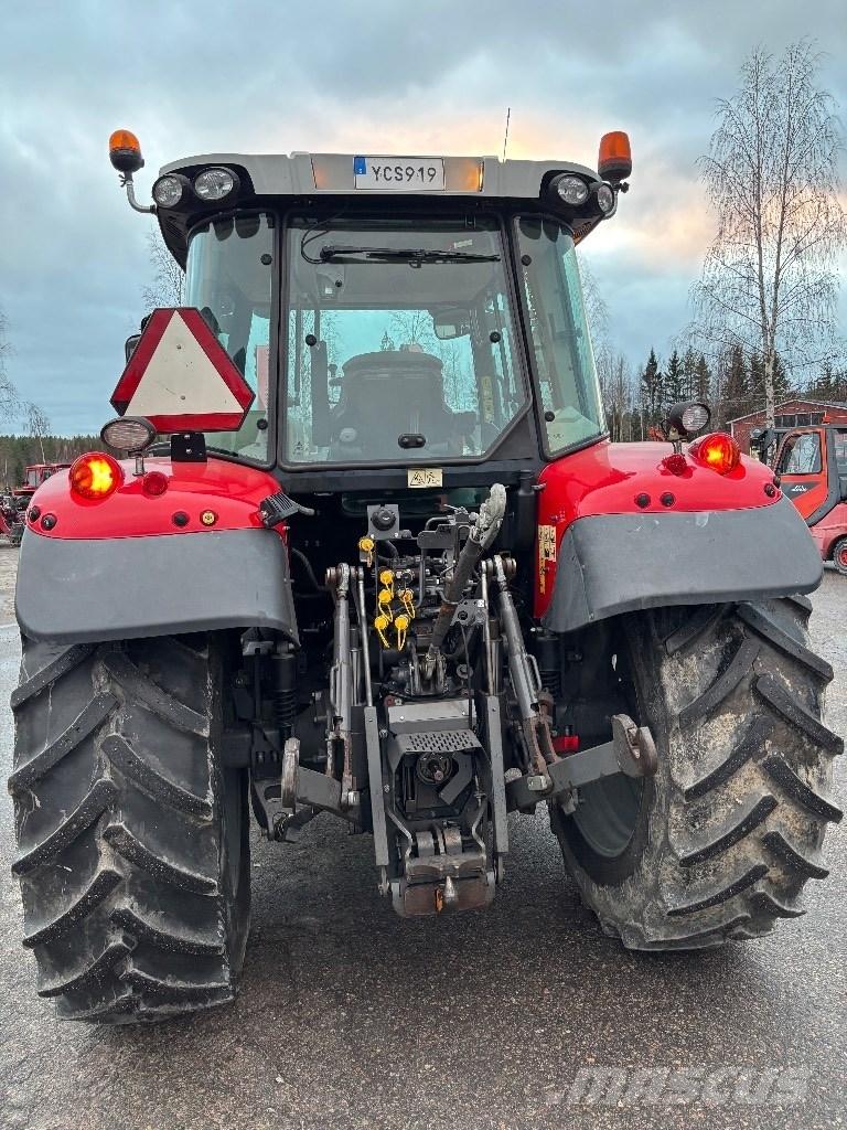 Massey Ferguson 5610 Traktory