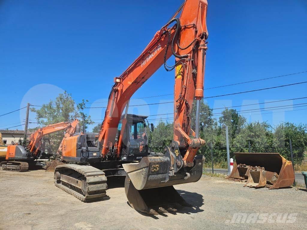 Hitachi ZX 210 LC Pásové rýpadlá
