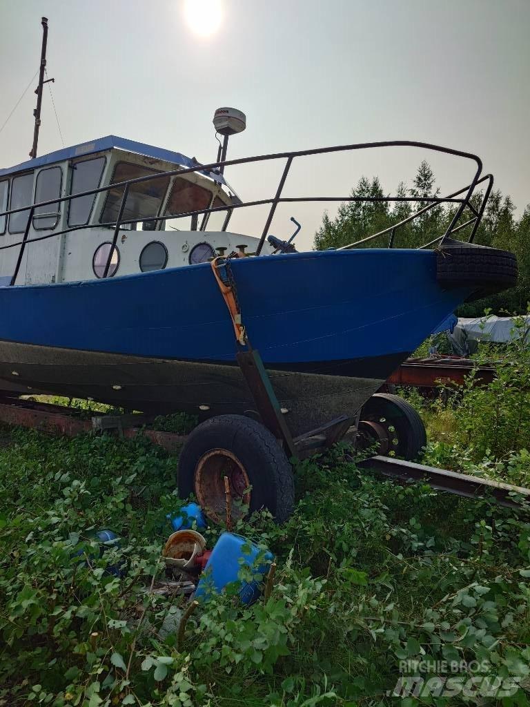  Rami Hinaaja Pracovné lode, bárky a pontóny