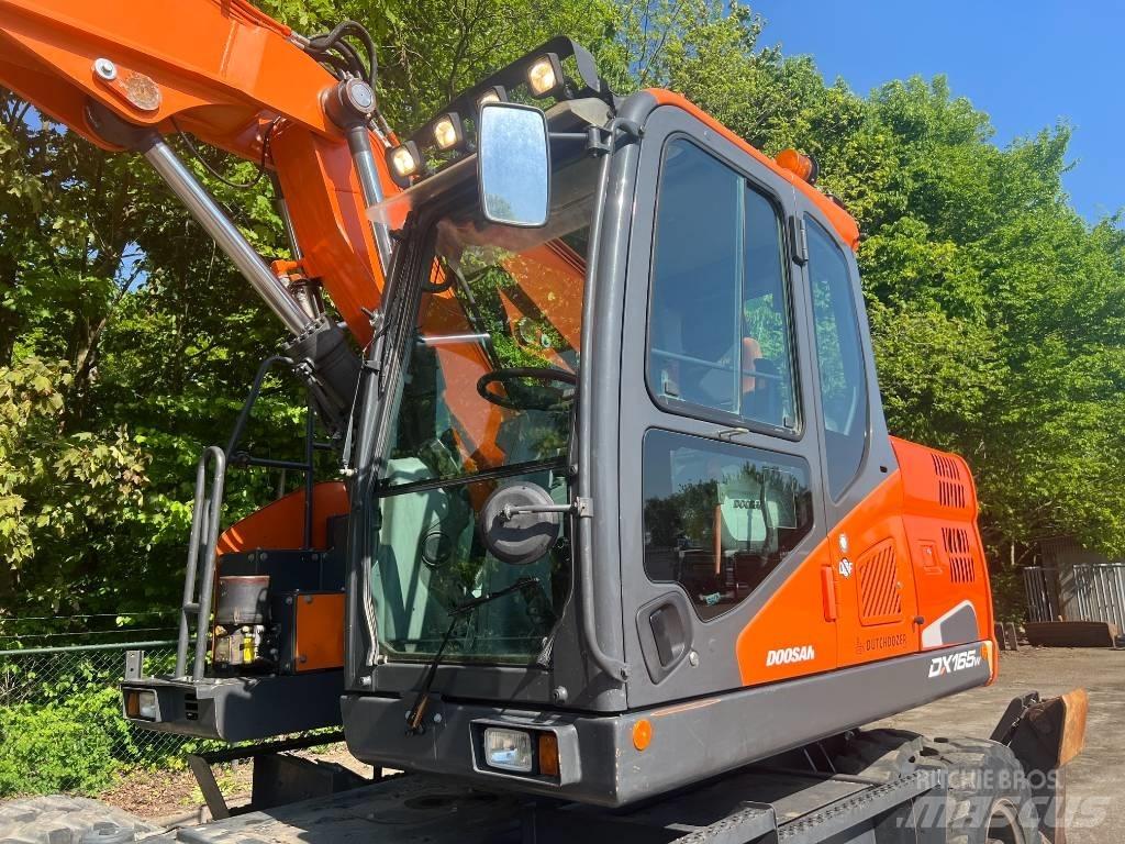 Doosan DX 165 W-5 Kolesové rýpadlá