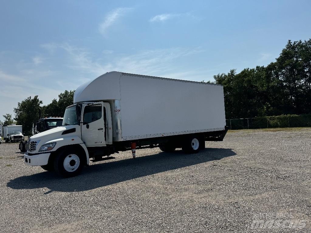 Hino 238 Skriňová nadstavba