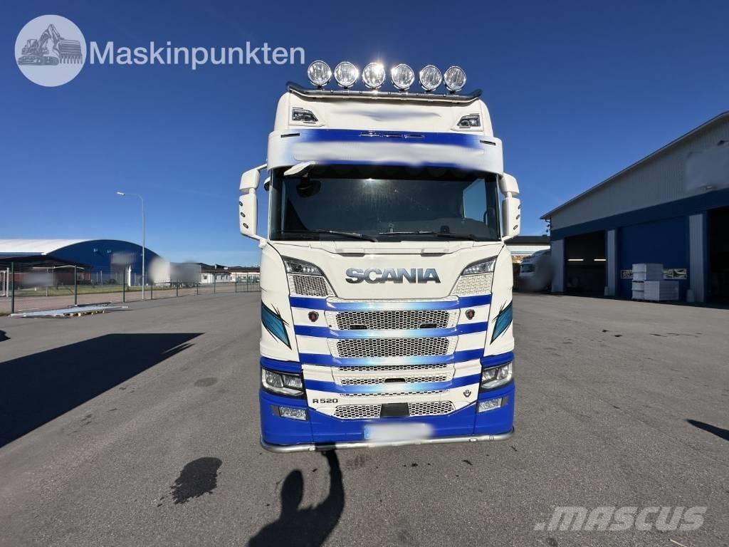 Scania R 520 Skriňová nadstavba