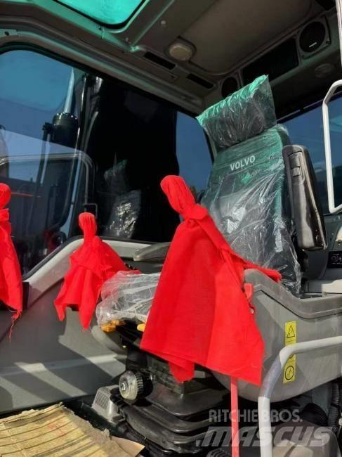 Volvo EC 240 Pásové rýpadlá