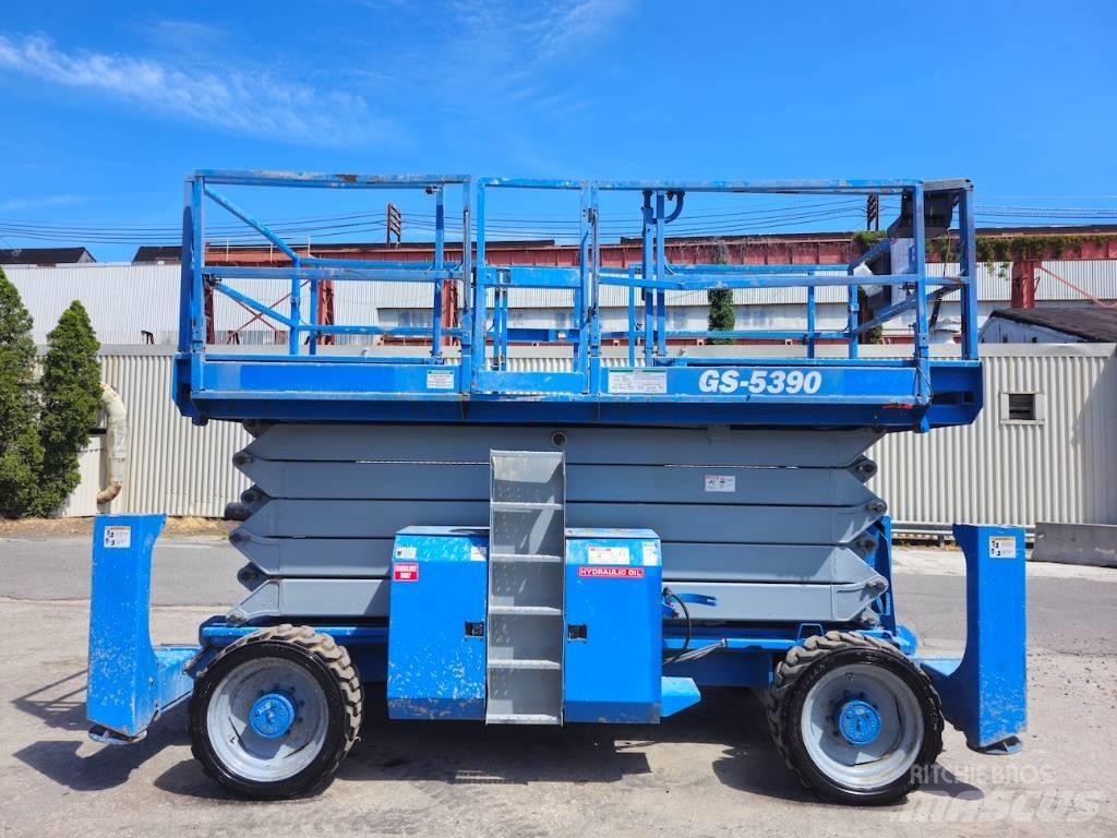 Genie GS-5390 Nožnicové zdvíhacie plošiny