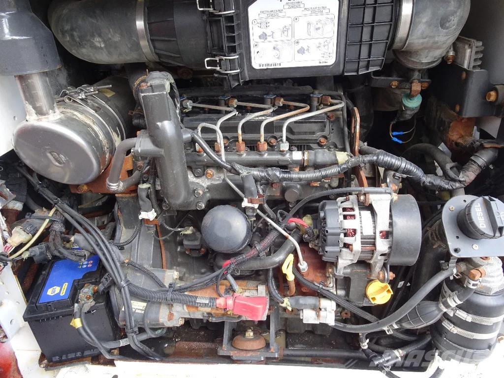 Bobcat S630 Šmykom riadené nakladače