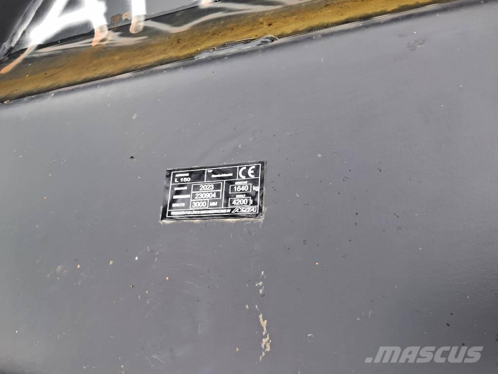 Develon DL 420 CVT-7 Kolesové nakladače