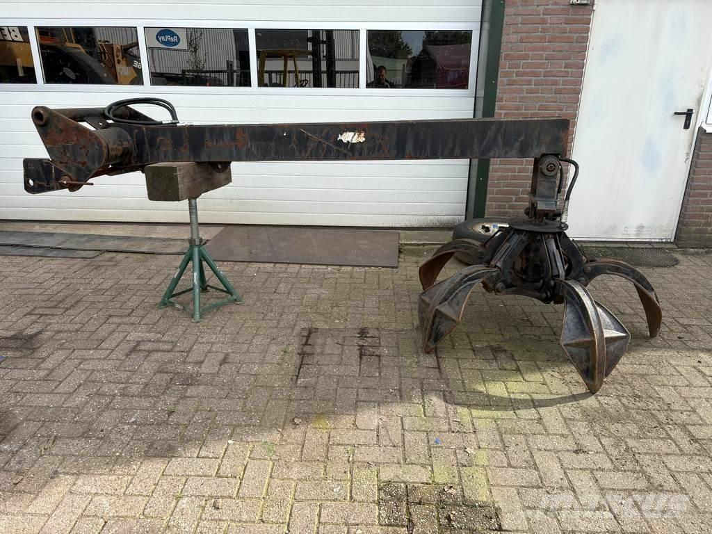 Manitou jip Teleskopické manipulátory