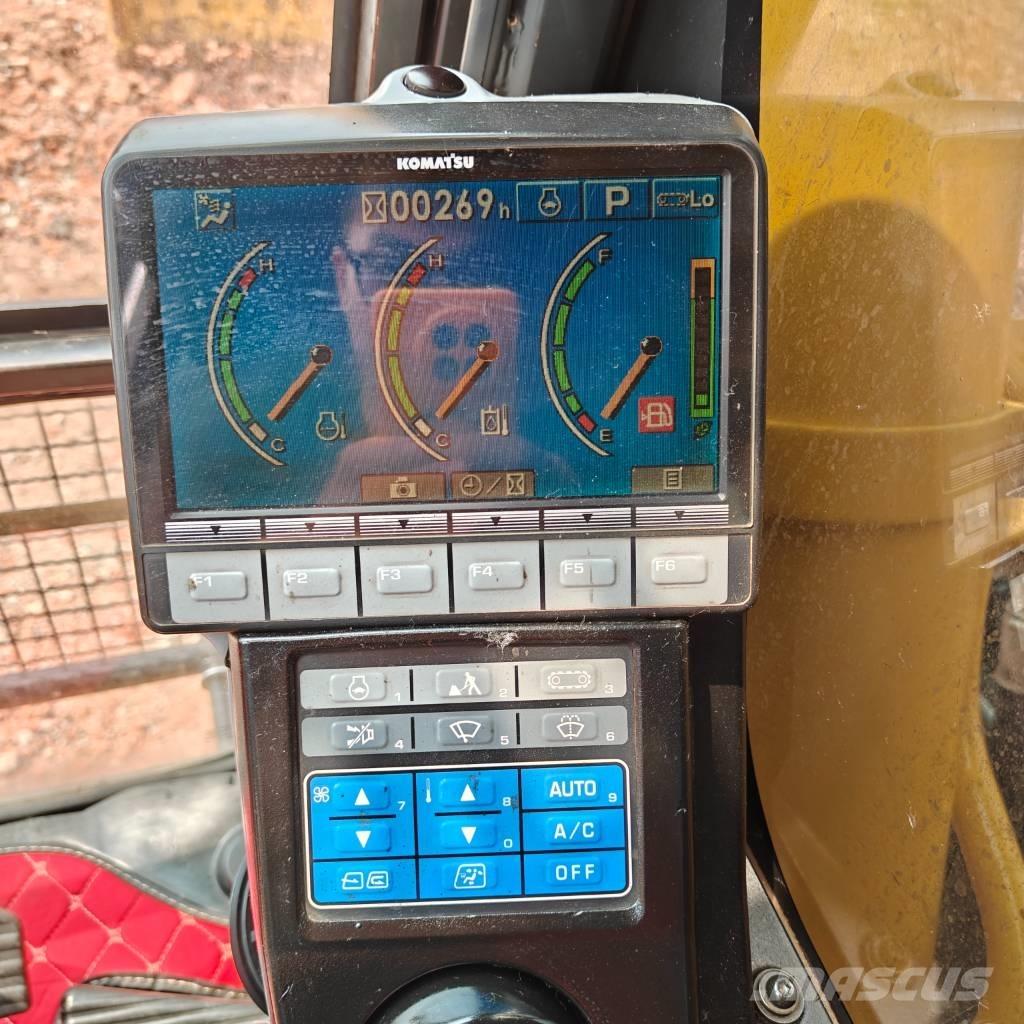 Komatsu 350-8 Pásové rýpadlá