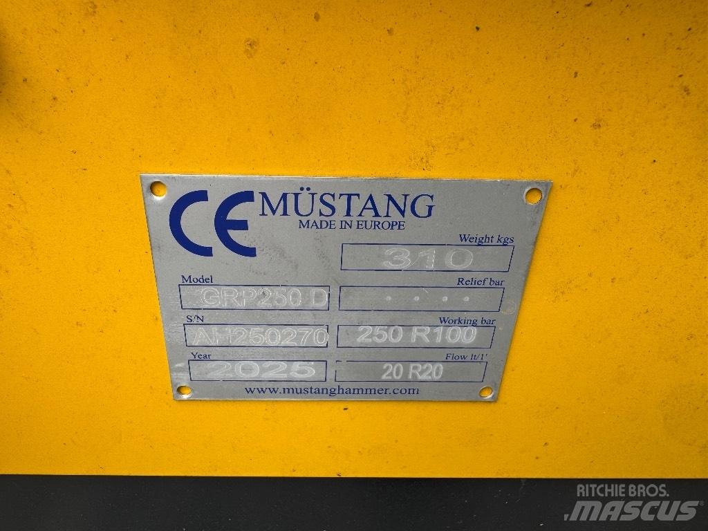 Mustang GRP 250 D Drapáky