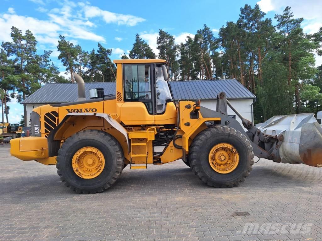 Volvo L 120 F Kolesové nakladače