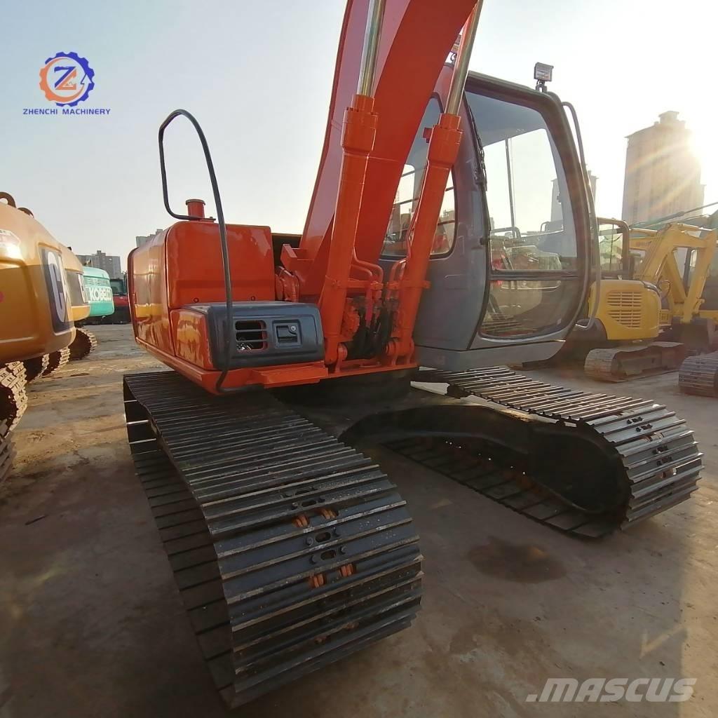Hitachi EX 120 Pásové rýpadlá