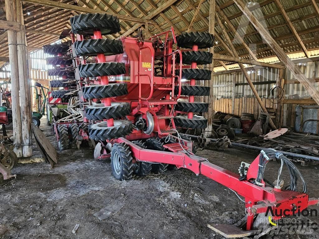 Horsch Pronto 6 DC Kombinované sejačky
