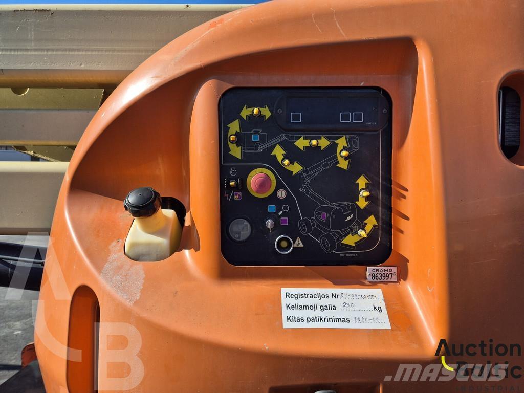 JLG 450 AJ Kĺbové plošiny