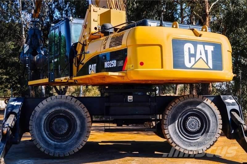 CAT M325 Mini rýpadlá < 7t