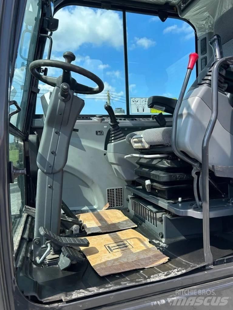 Bobcat E 55 W Kolesové rýpadlá