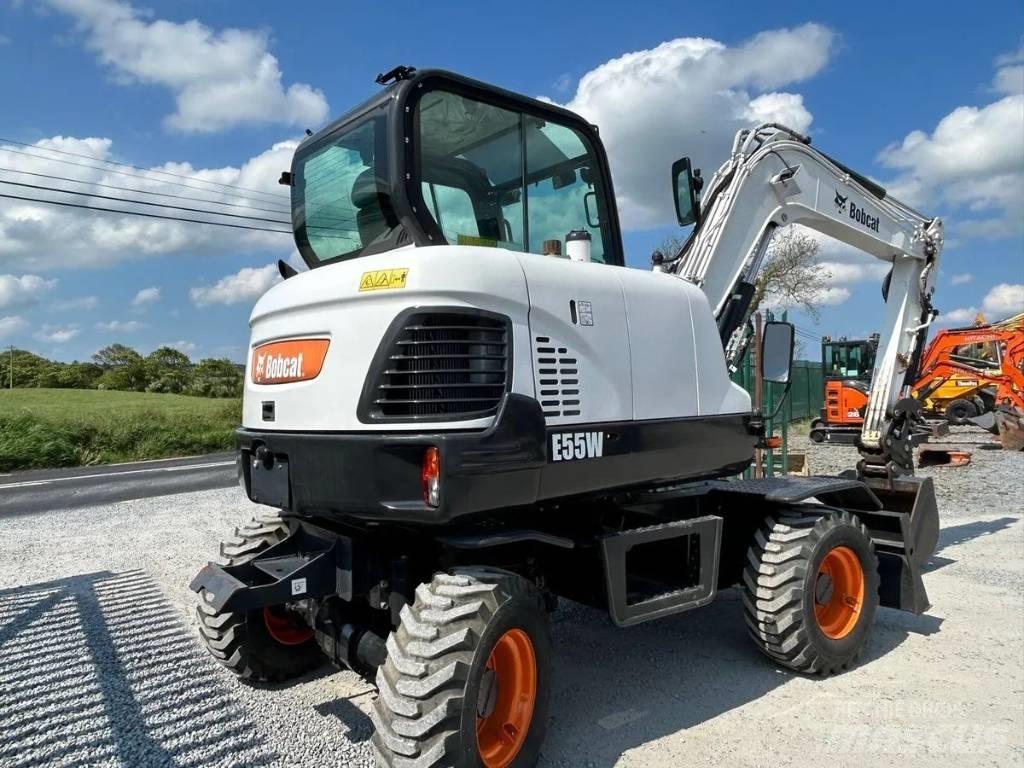 Bobcat E 55 W Kolesové rýpadlá