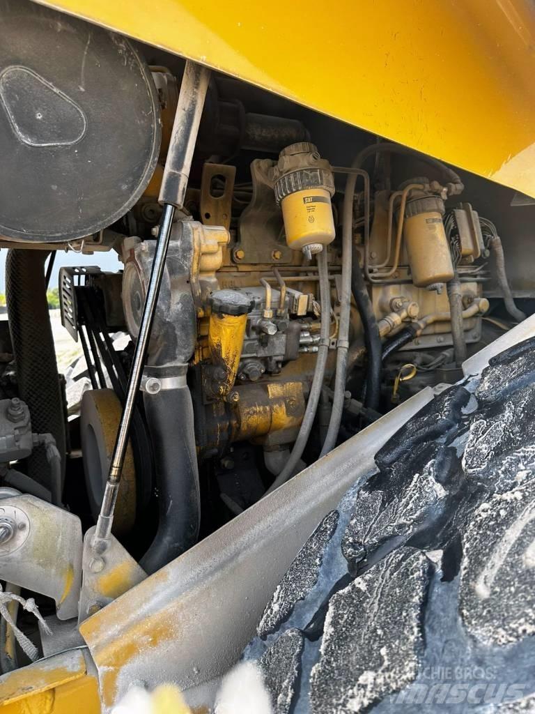 CAT CS 563 E Kombinované valce