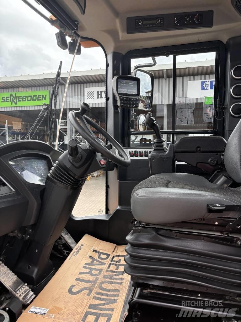 Hyundai HL 975 Kolesové nakladače