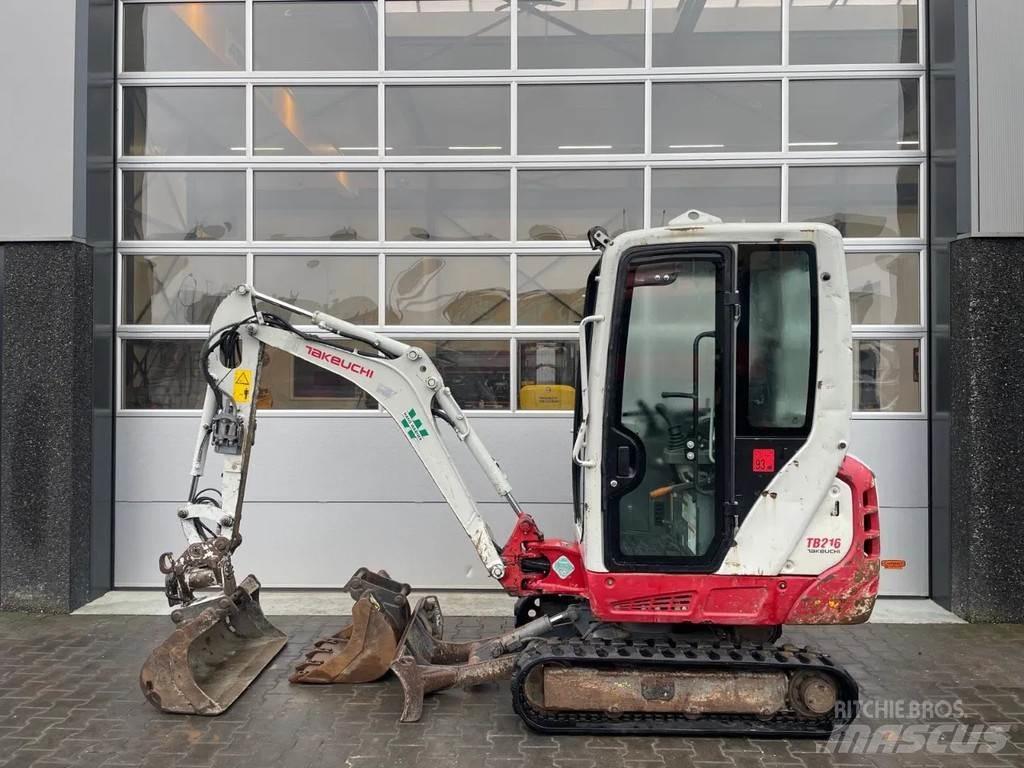 Takeuchi TB216 Mini rýpadlá < 7t