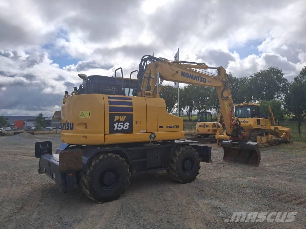 Komatsu PW158-11 Kolesové rýpadlá