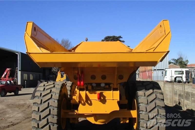 Bell B30E Kĺbové nákladné autá