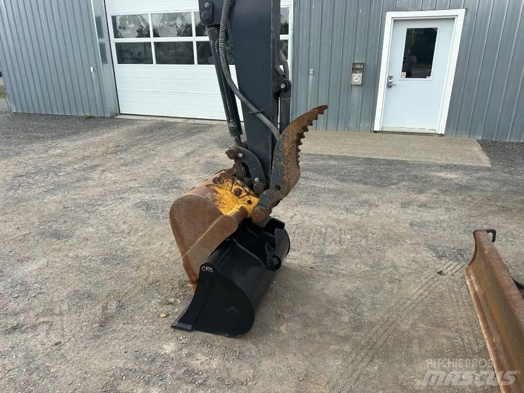John Deere 35 G Pásové rýpadlá