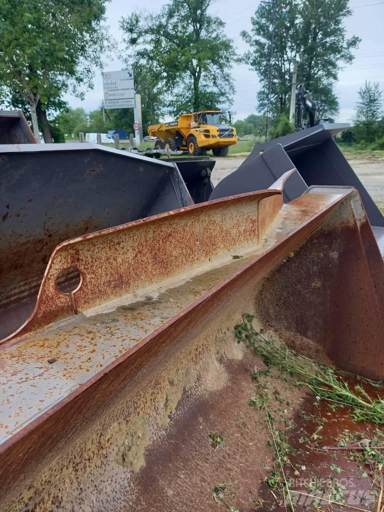 CAT 349 E Pásové rýpadlá