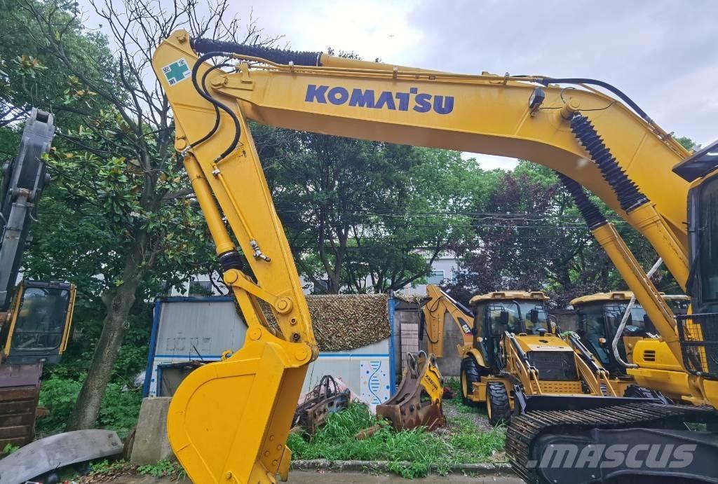 Komatsu PC 220-7 Pásové rýpadlá