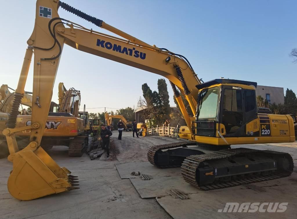 Komatsu PC 220-7 Pásové rýpadlá