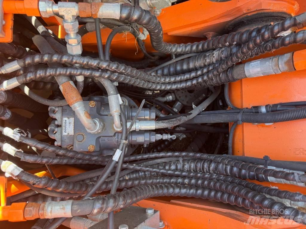 Doosan DX 170 W Kolesové rýpadlá