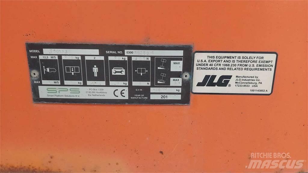 JLG E800AJ Kĺbové plošiny