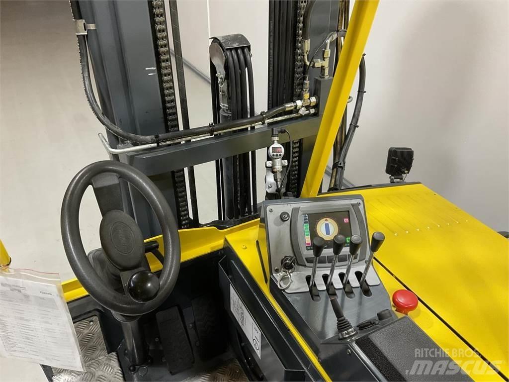 Combilift CBE3000 4 cestné vysokozdvižné vozíky