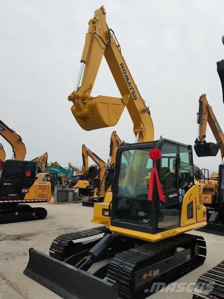 Komatsu 70-8 Pásové rýpadlá