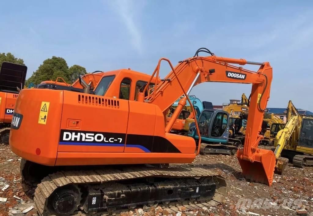 Doosan DH 150 Pásové rýpadlá