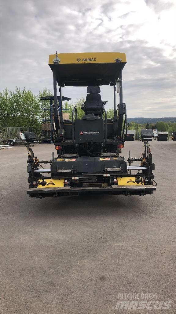 Bomag BF 300 P-2 Finišéry