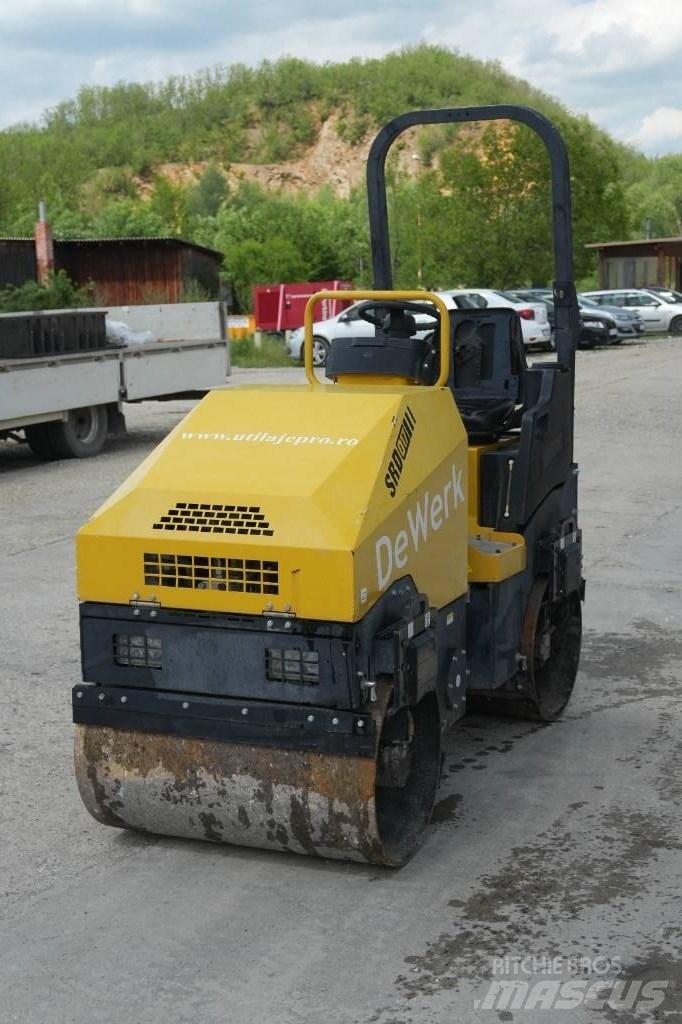 Shantui SRD 017 Vibračné zhutňovače