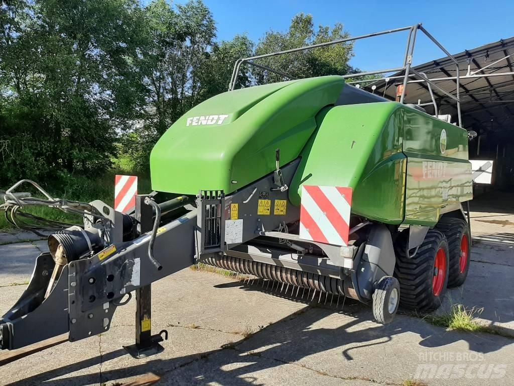 Fendt 1270N Lisy na hranaté balíky