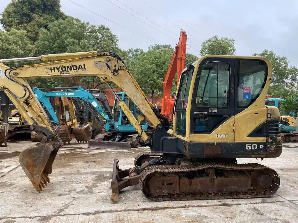Hyundai R60-9 Pásové rýpadlá