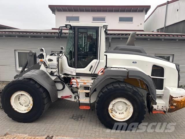 Volvo Radlader L110H Kolesové nakladače