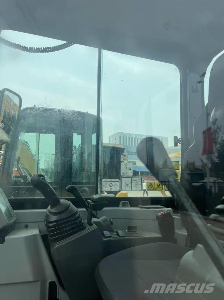 CAT 303.5 E CR Mini rýpadlá < 7t