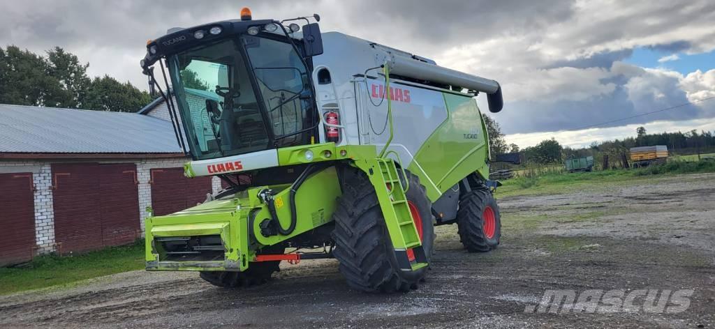 CLAAS Tucano 450 Kombinované zberacie stroje