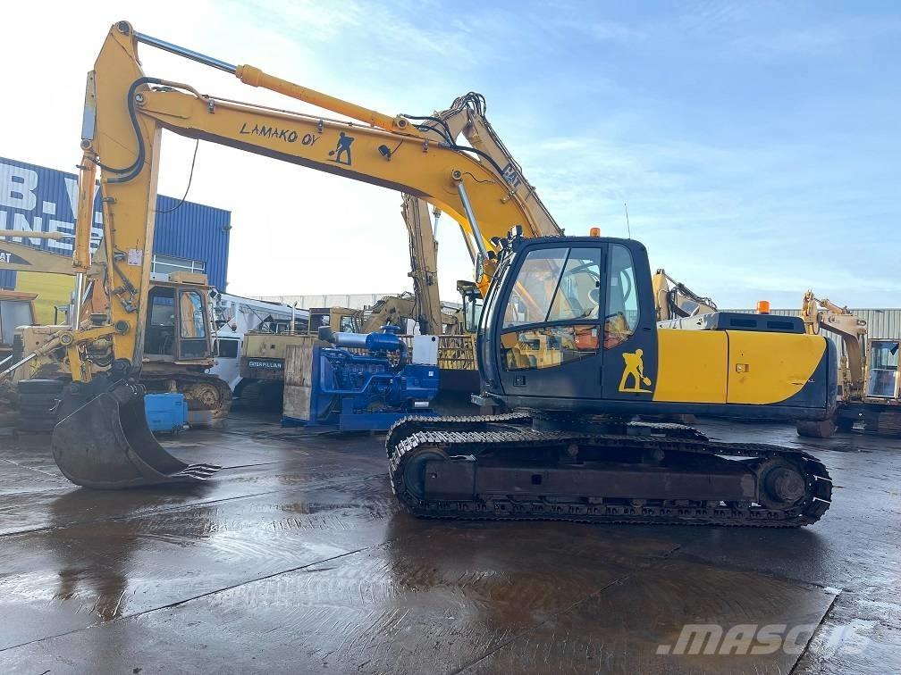 JCB JS 200 Pásové rýpadlá