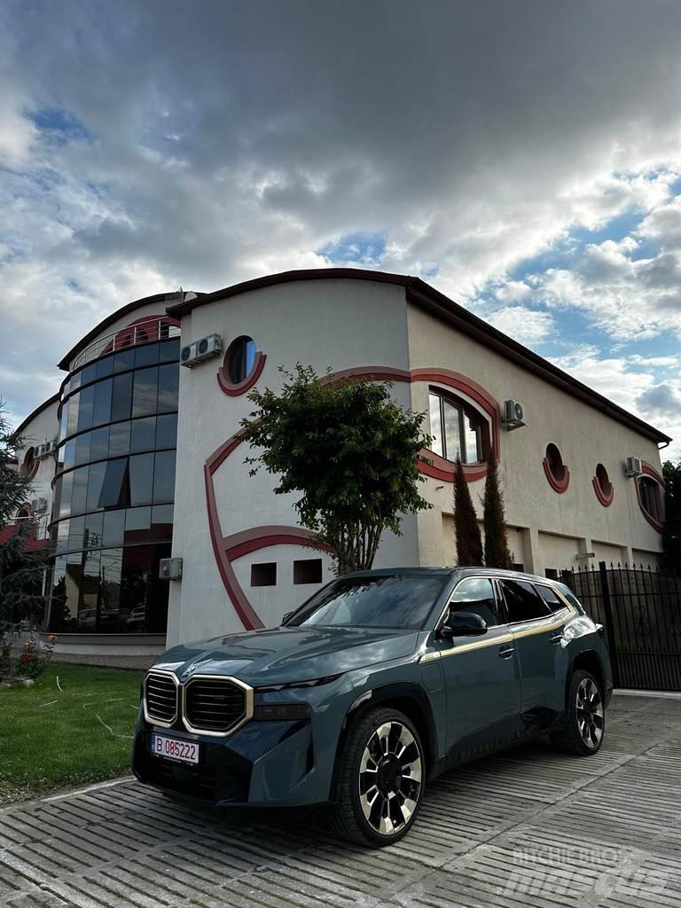 BMW XM Automobily