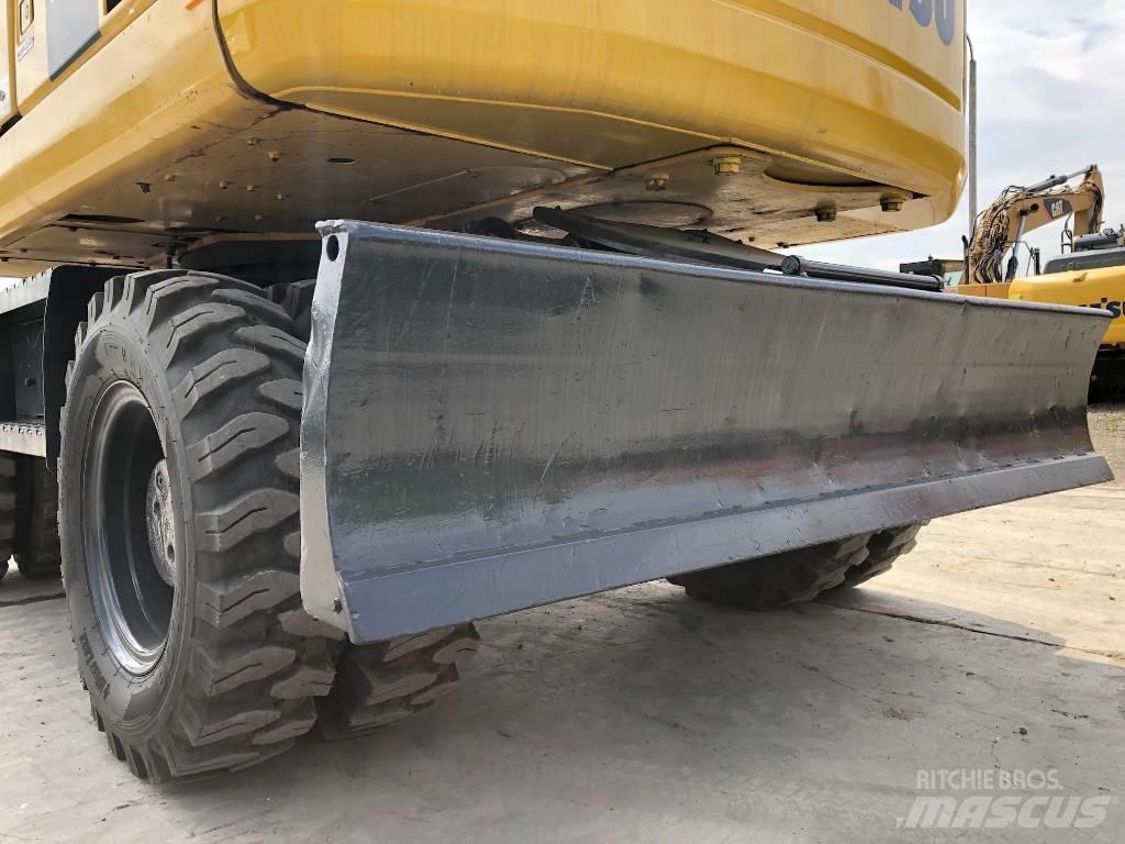 Komatsu PW160-8 Kolesové rýpadlá