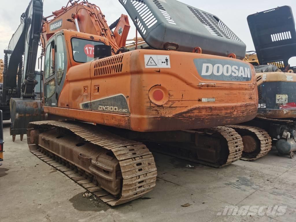 Doosan DX300LC-9C Pásové rýpadlá