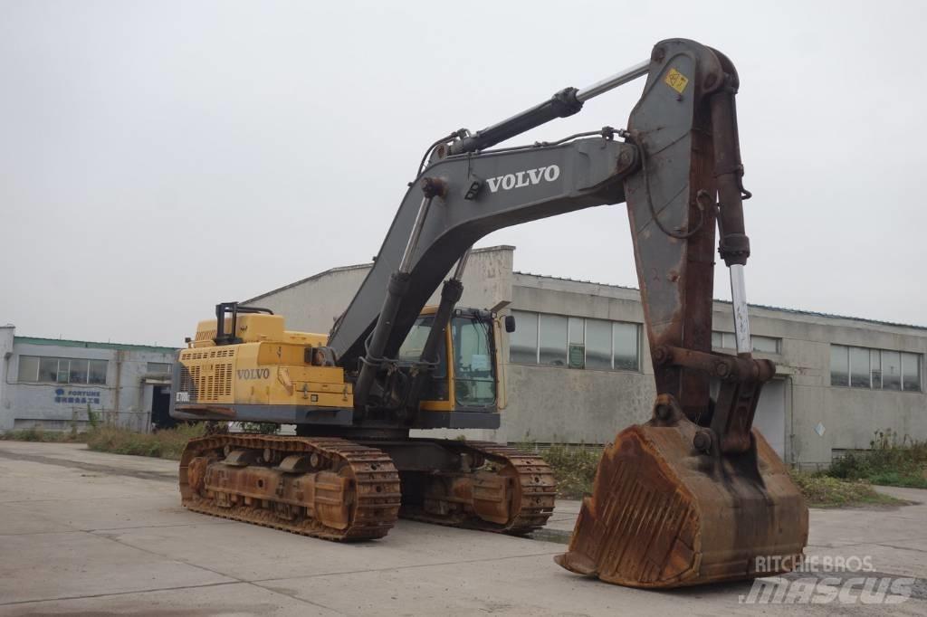Volvo EC700 Pásové rýpadlá