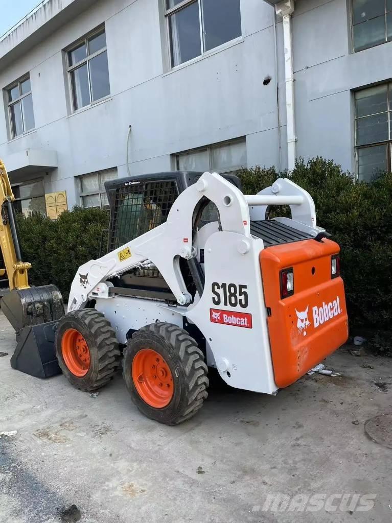 Bobcat S185 Šmykom riadené nakladače