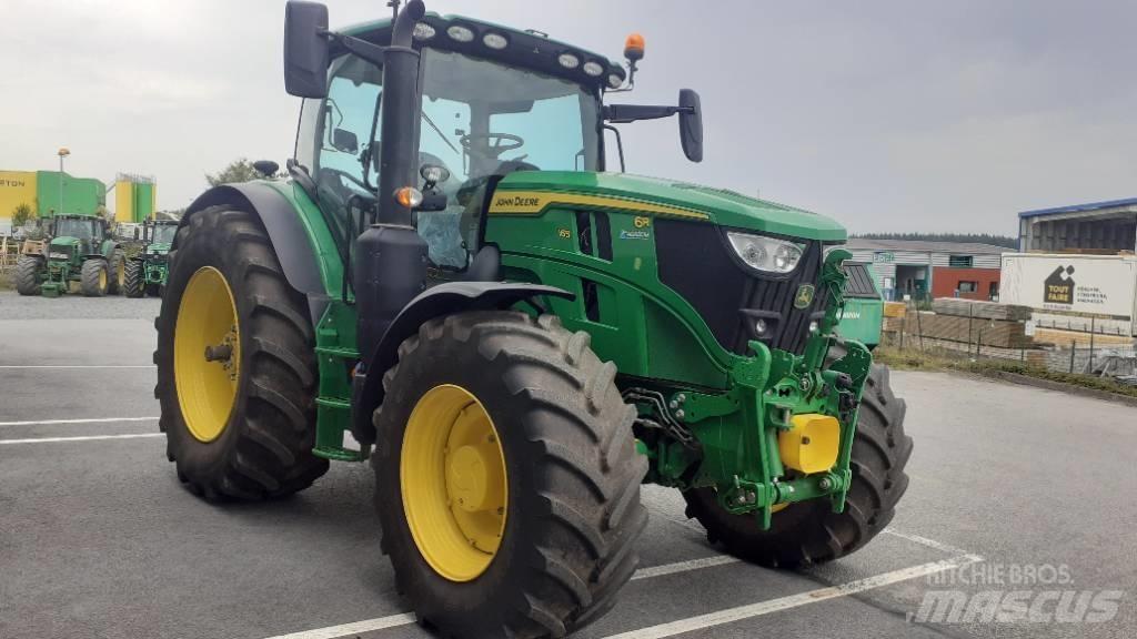 John Deere 6R165 Traktory