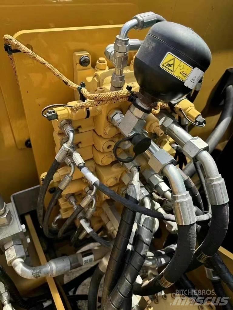 CAT 307 Mini rýpadlá < 7t